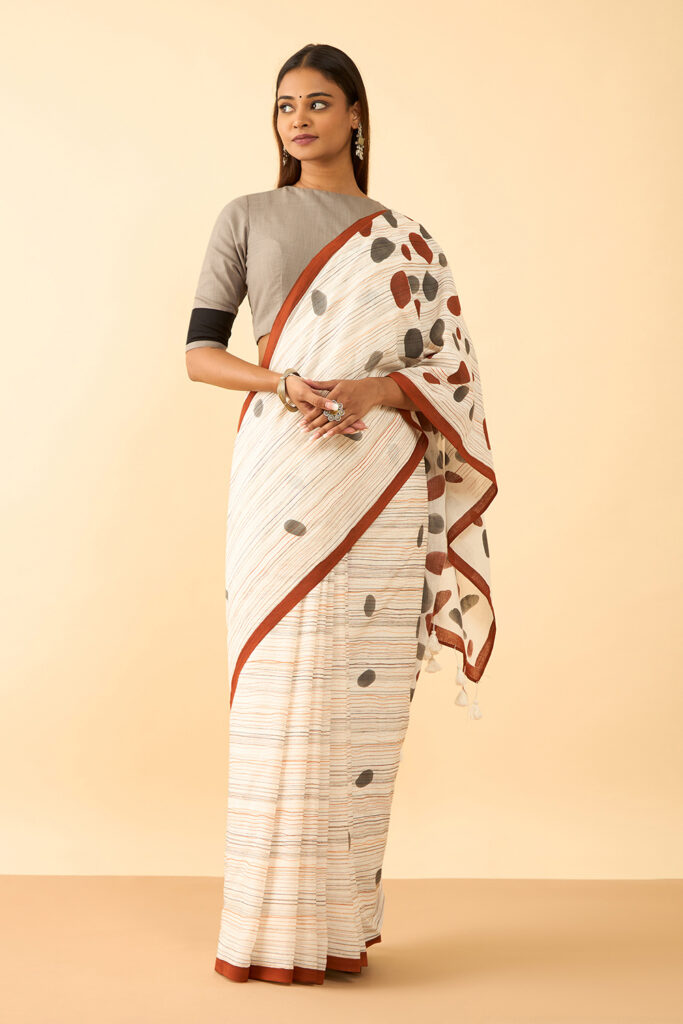 Taneira celebrates Handloom Day with a revitalized Khadi Collection