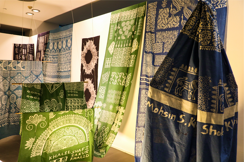 IIAD students developed swatches of Batik of Kachch as a part of their documentation with Khamir