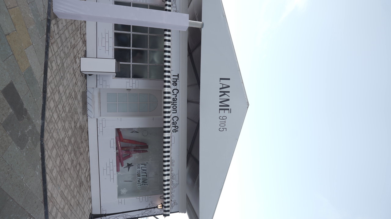 Lakmē Hosts The Crayon Café -The Ultimate Creative Escape for Playtime for Your Pout