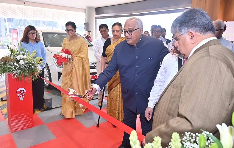 Mr. K. M. Mammen, Chairman and Managing Director, MRF Ltd., inaugurating the MRF Tyredrome